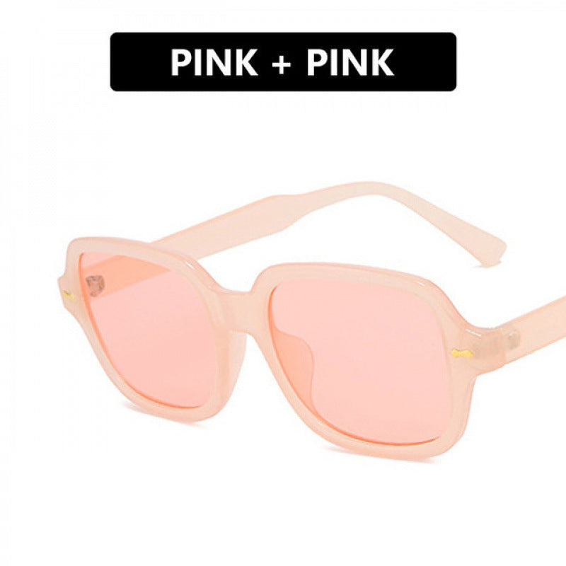 Ladies fashionable sunglasses with angular frame and yellow lenses Stornfield