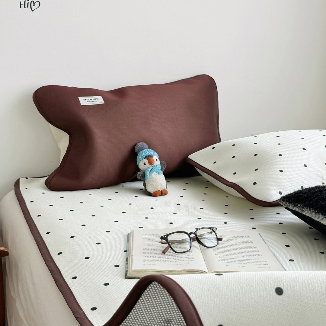 Decorative Bedding Set