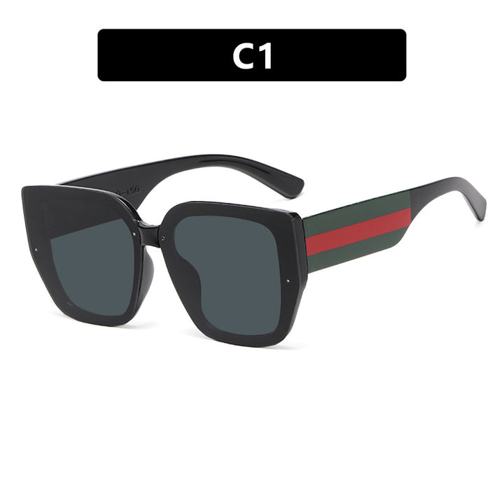 Women's oversized sunglasses with a fashionable frame and UV protection Stornfield