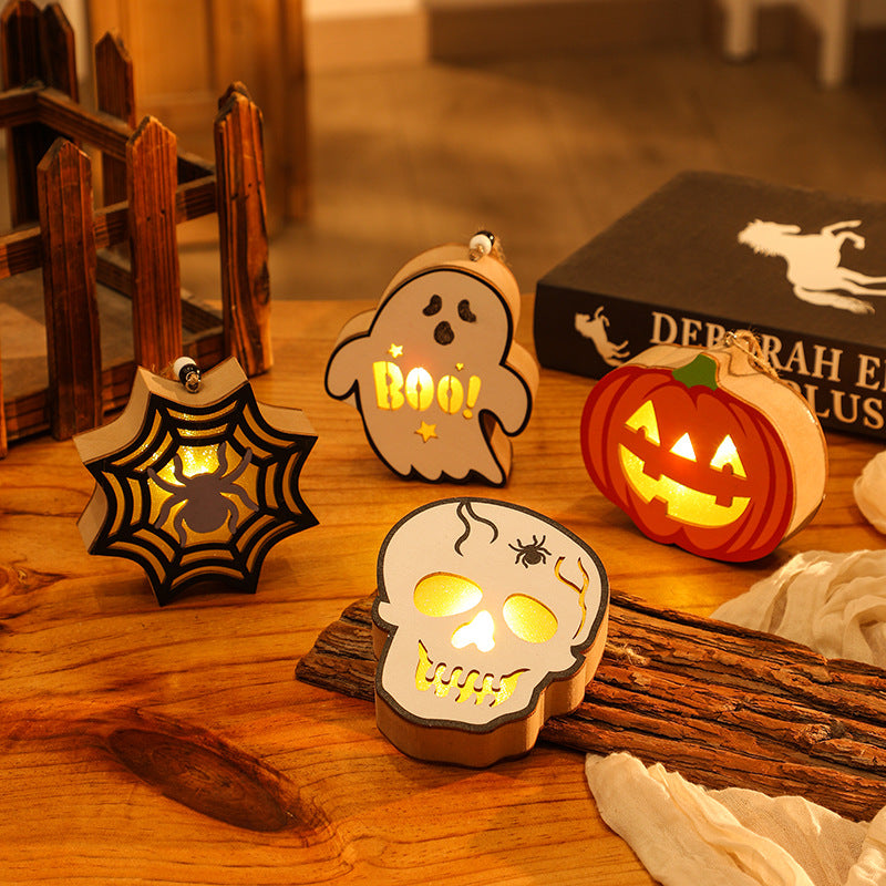Creepy LED candle in skull design Stornfield