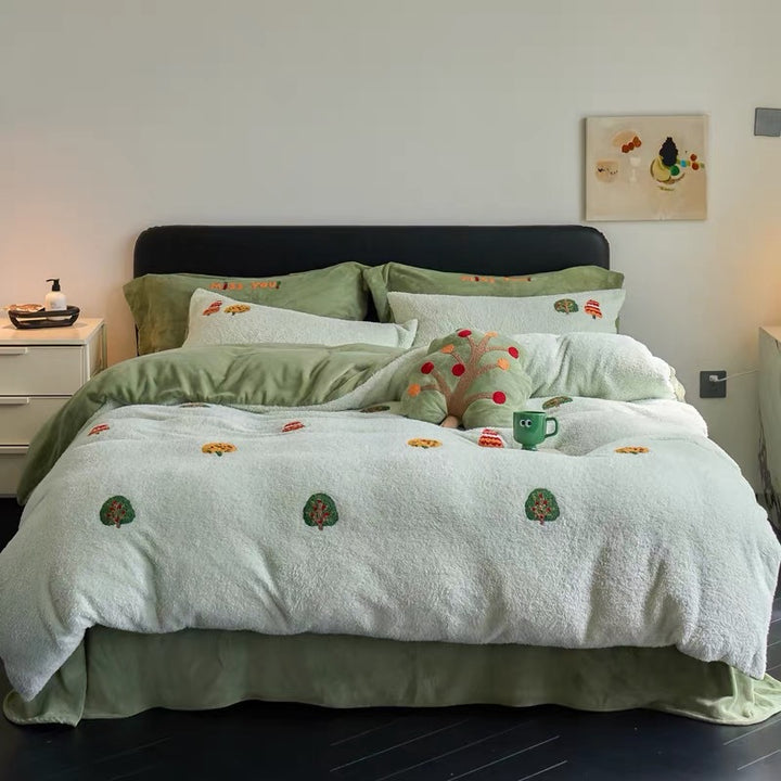Plush Sherpa Embroidered Cartoon Dog Duvet Cover Set