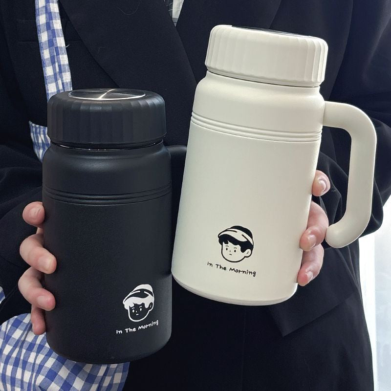 Women's insulated drinking bottle with ergonomic handle and practical leak protection Stornfield