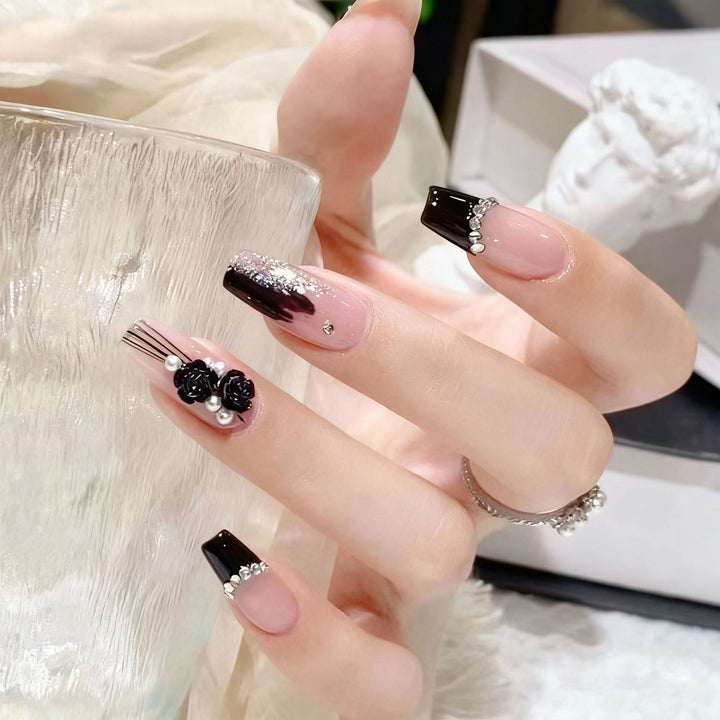 Artificial nail set with glamorous 3D rose details and elegant glitter accents Stornfield