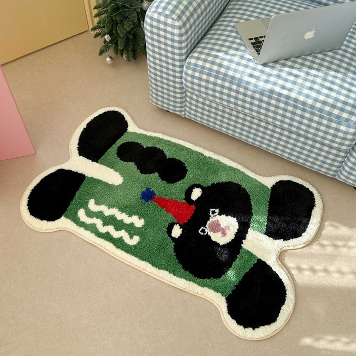Children's room rug bear shape made of soft chenille with non-slip underside