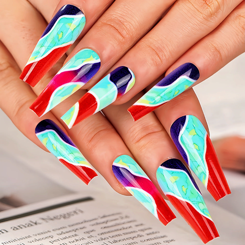 Artificial nails in modern marble pattern Stornfield