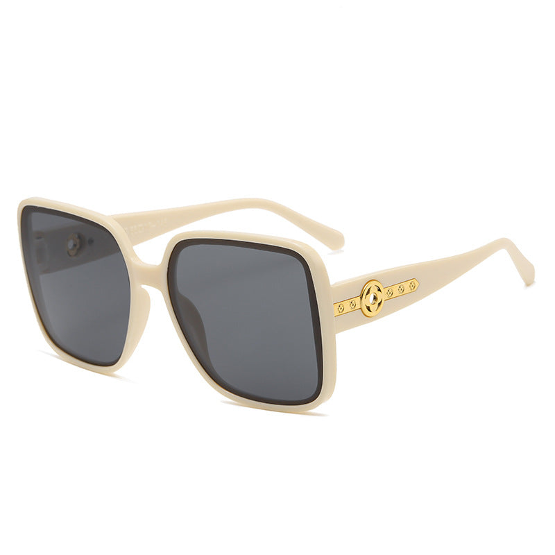 Women's fashionable square sunglasses with luxurious details Stornfield