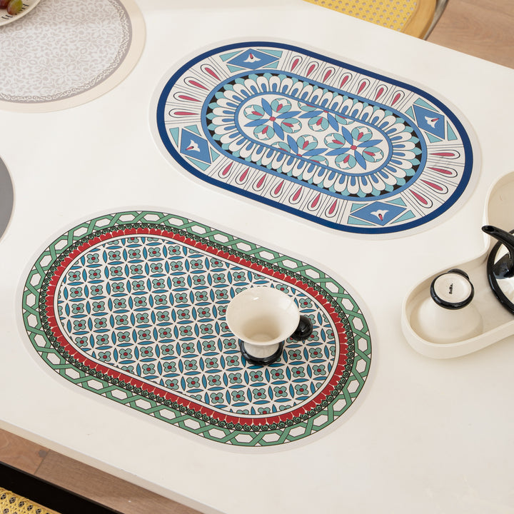 Bathroom Mat Set Stornfield with non-slip soft back underside and fine lace pattern look
