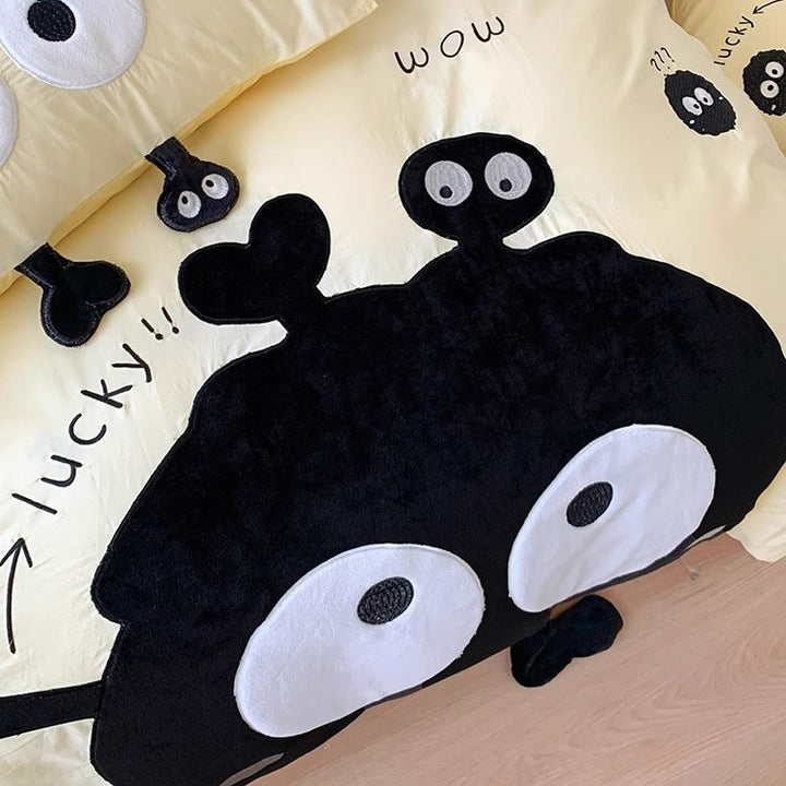 Cartoon Plush Applique Duvet Cover Set with Three-Dimensional Character and Matching Cushion