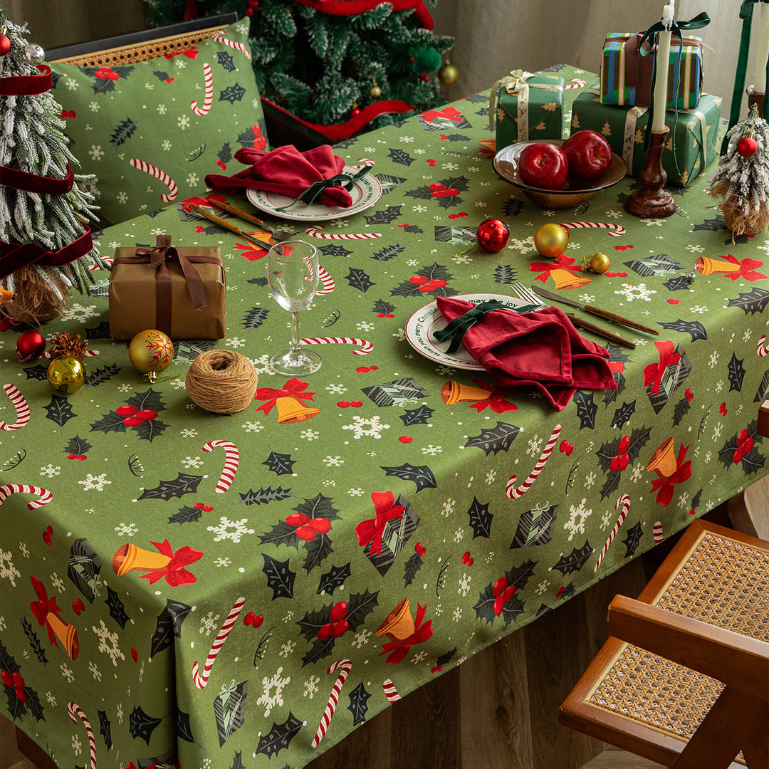 Christmas tablecloth made of cotton blend fabric with water-repellent surface and festive pattern Stornfield