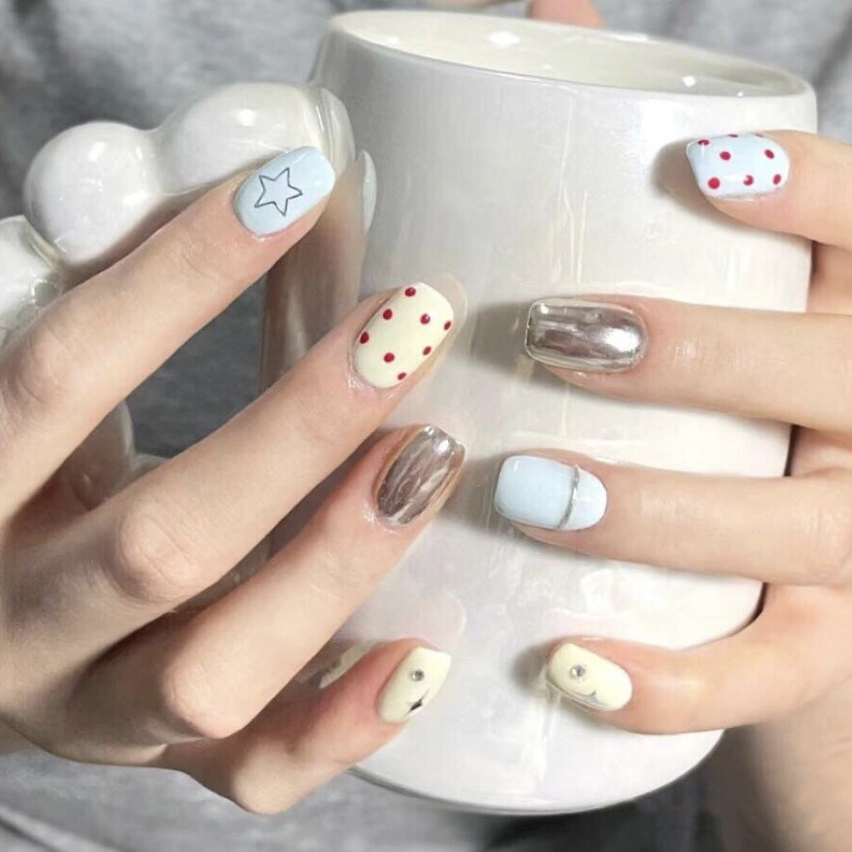 Artful Press-On Nail Set