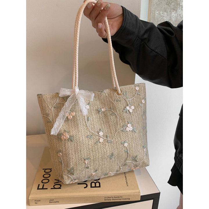 WoEmbroidered Straw Tote Bag Stornfield