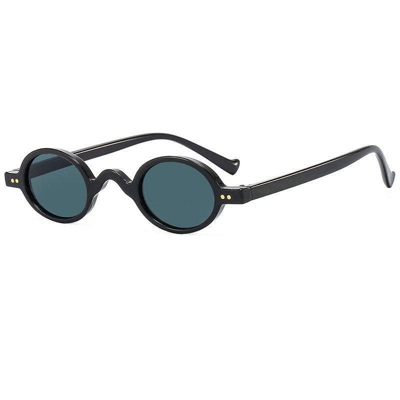 Women's round sunglasses with distinctive design and high-quality plastic frame Stornfield