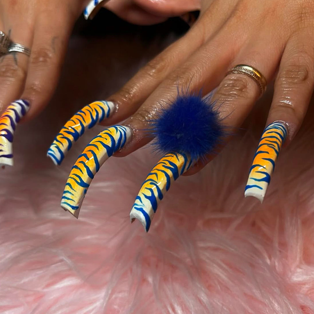 Artistic Long Stiletto Press-On Nail Set Stornfield