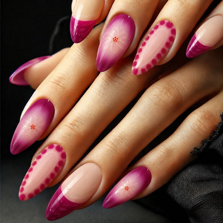 Elegant Artificial Nails with Floral Patterns Stornfield