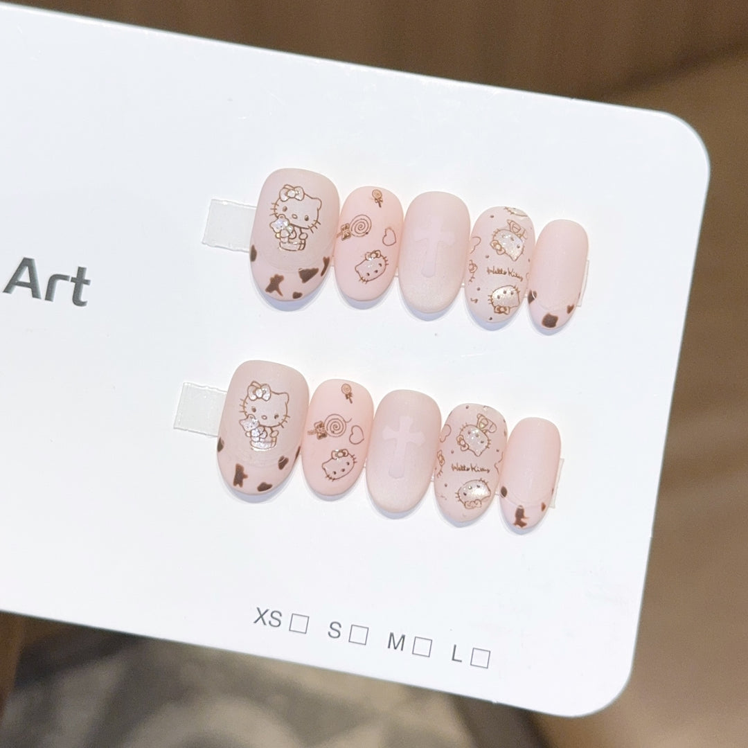 Nail art set with playful Hello Kitty motif Stornfield