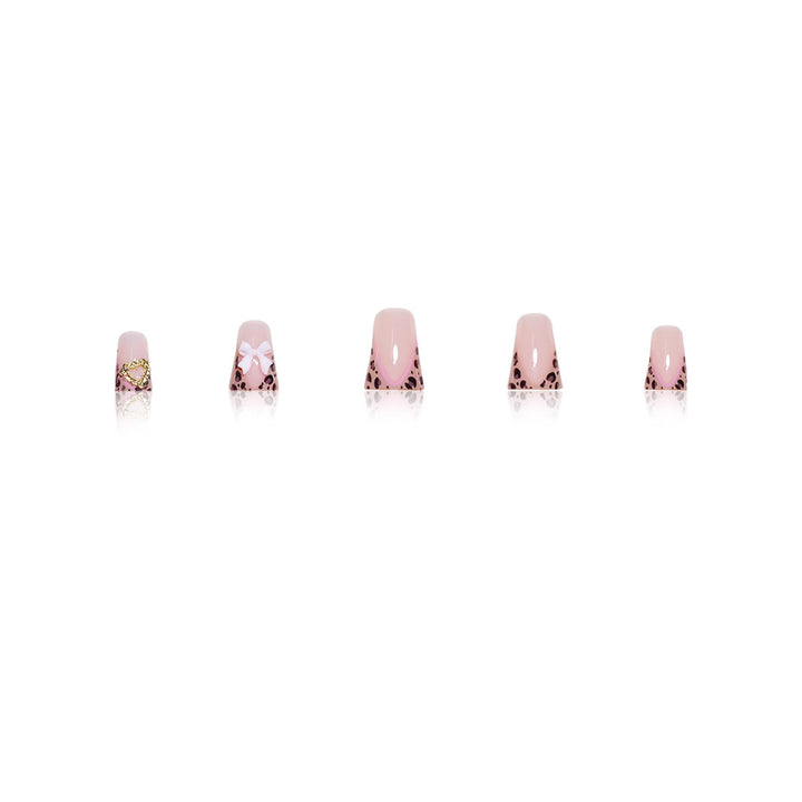 Artistic Nail Art Stornfield