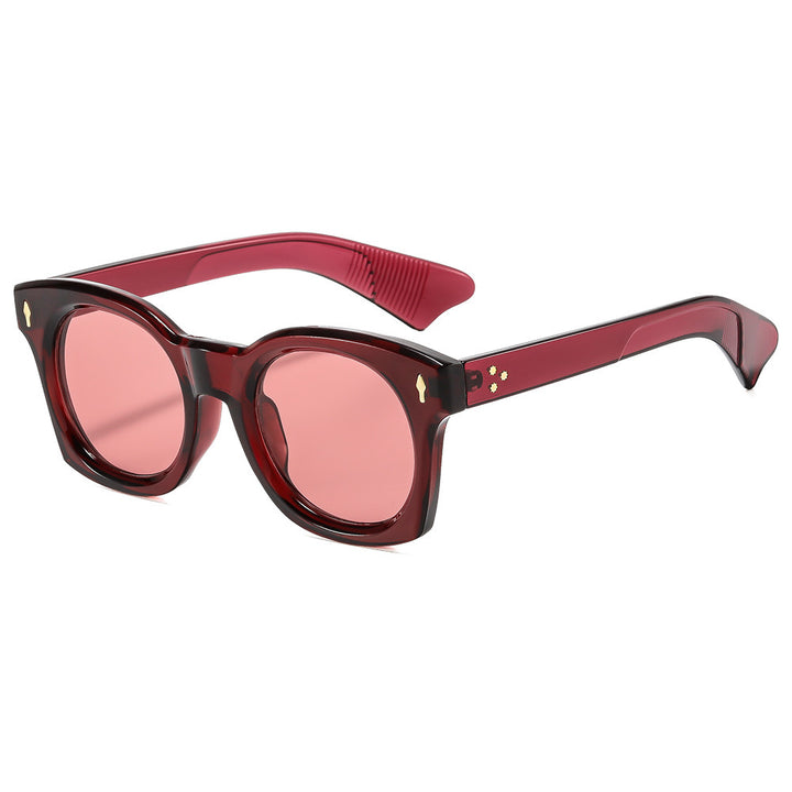 Vintage-Inspired Bold Frame Sunglasses Stornfield