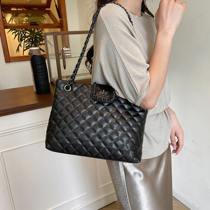 Quilted Elegance Handbag Stornfield