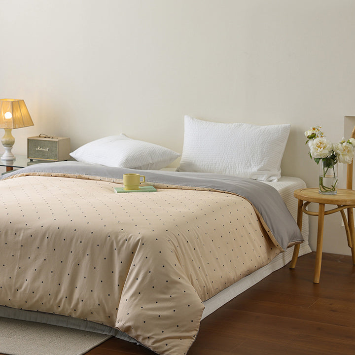 Bedding set made of high-quality cotton satin with duvet cover and pillowcases