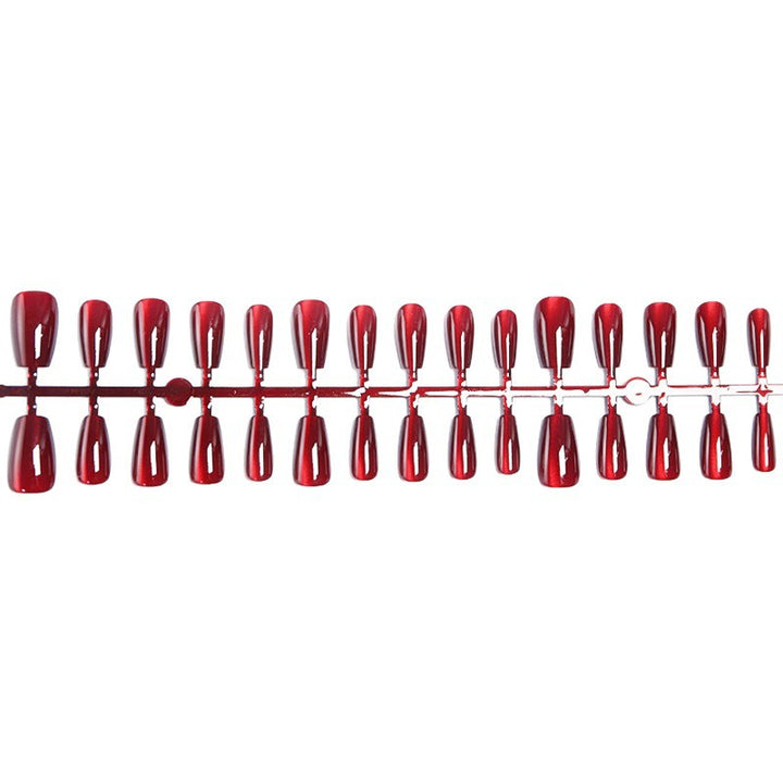 Elegant classic style artificial nails Stornfield