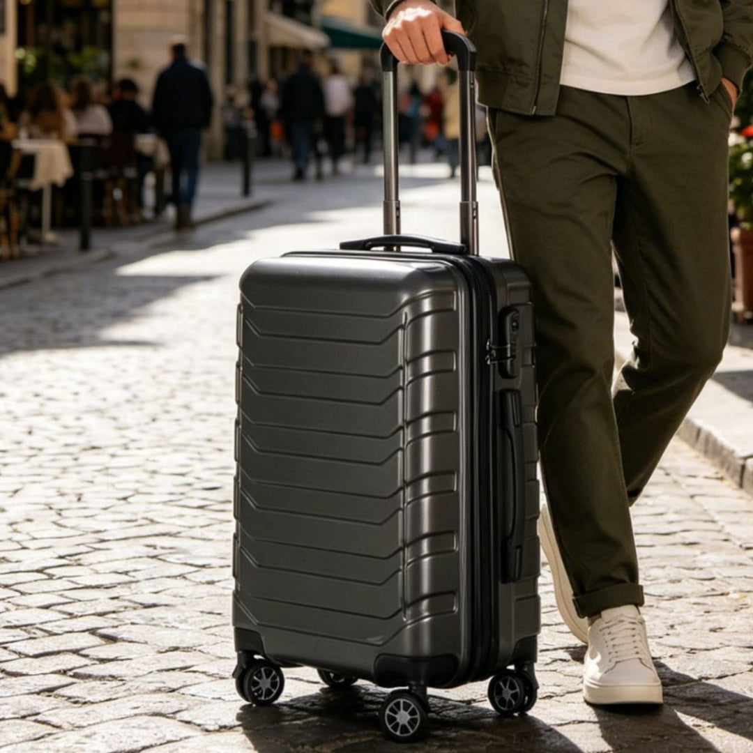 Unisex Lightweight Hard Shell Trolley Suitcase Stornfield
