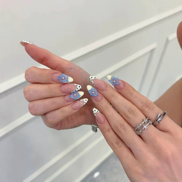 Artistic Press-On Nail Set with Floral and Polka Dot Design Stornfield