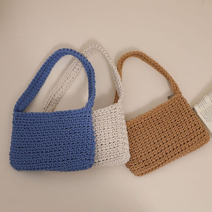 Handmade straw crossbody bag with structured design Stornfield