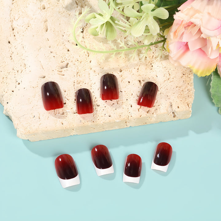 Elegant French Tip Artificial Nails Stornfield