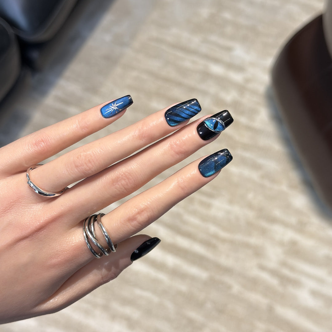 Artistic Galaxy-Inspired Press-On Nail Set Stornfield