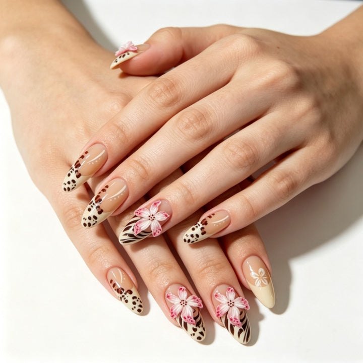 Artificial nails with floral design and elegant lace look Stornfield