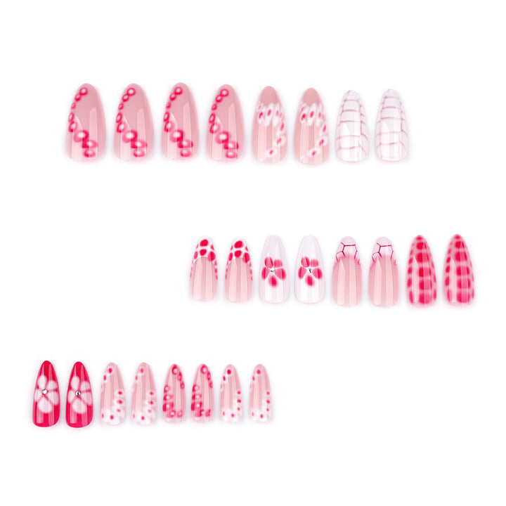 Artistically designed nail extensions in modern design Stornfield