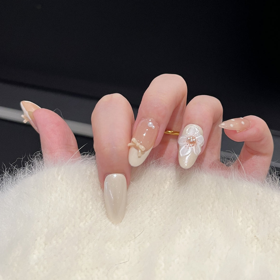 Themed Press-On Nail Art Set with Hello Kitty Designs Stornfield