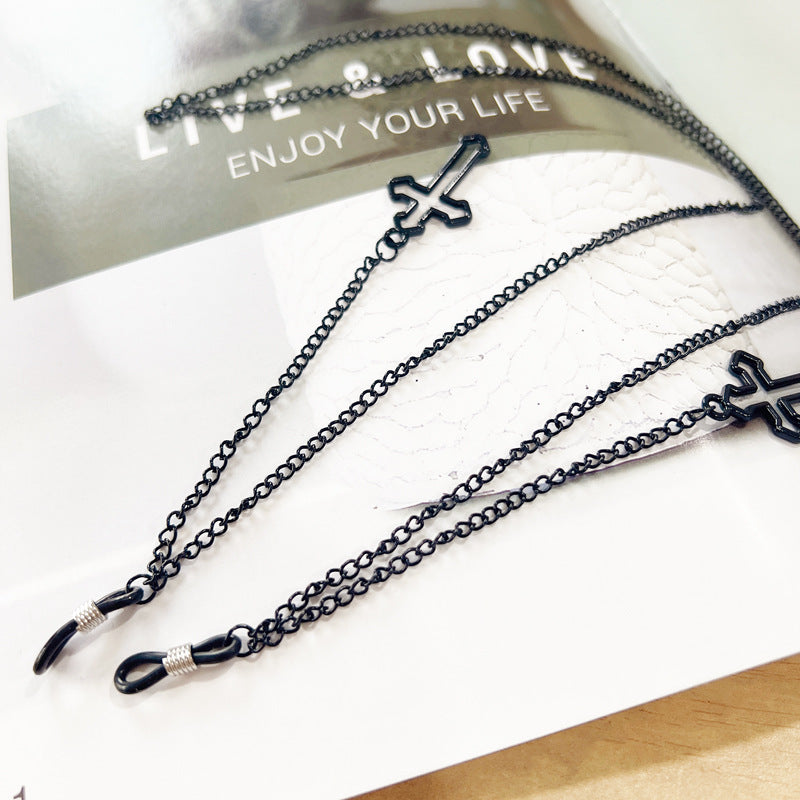 Cross-Design Eyewear Chain Stornfield