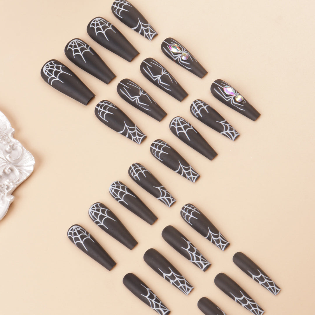 Artistic Spider-Themed Press-On Nails Stornfield