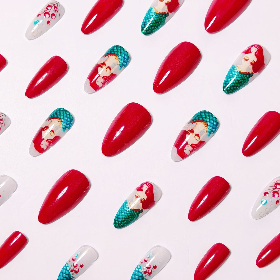 Mermaid motif artificial nails Stornfield