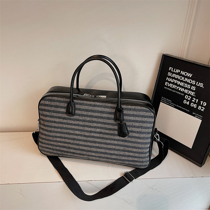 Elegant and Spacious Travel Bag Made of Faux Leather Stornfield