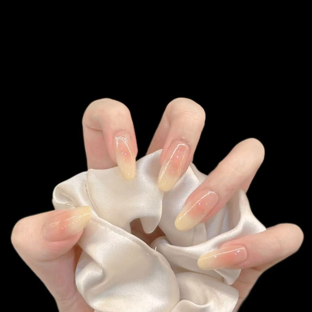 Artificial Nails in Elegant Ombre Design Stornfield