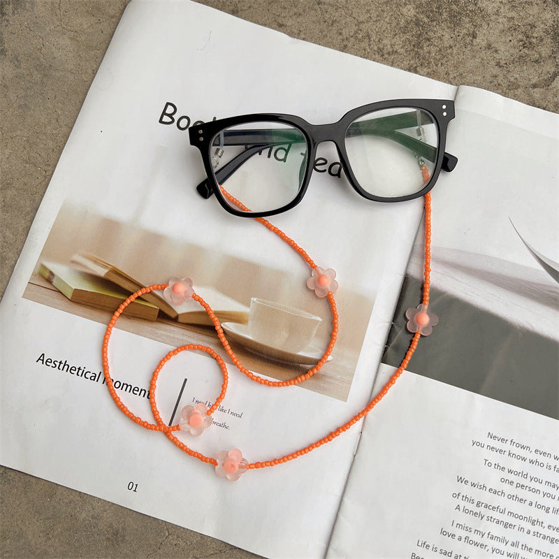 Floral Beaded Eyewear Chain Stornfield