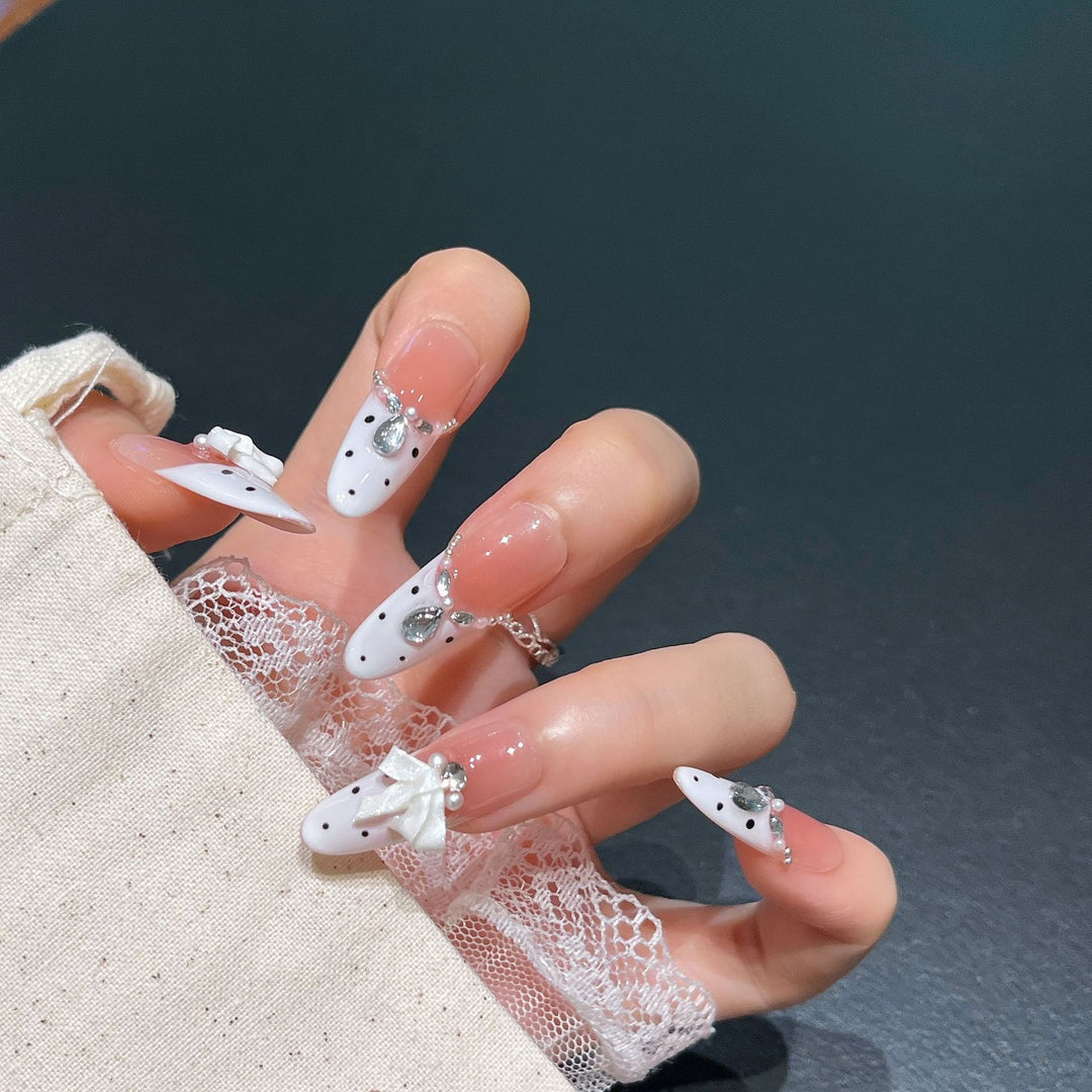 Elegant Press-On Nail Art Stornfield