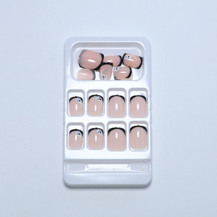 Artistic Halloween-Themed Press-On Nail Set Stornfield