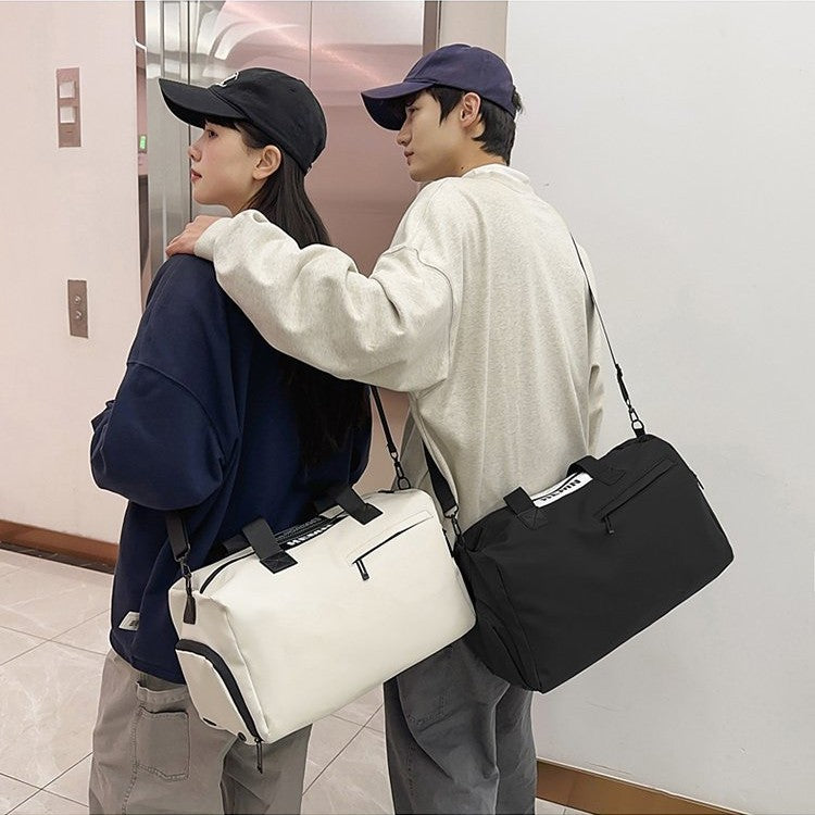 Spacious Multifunctional Gym Bag Stornfield