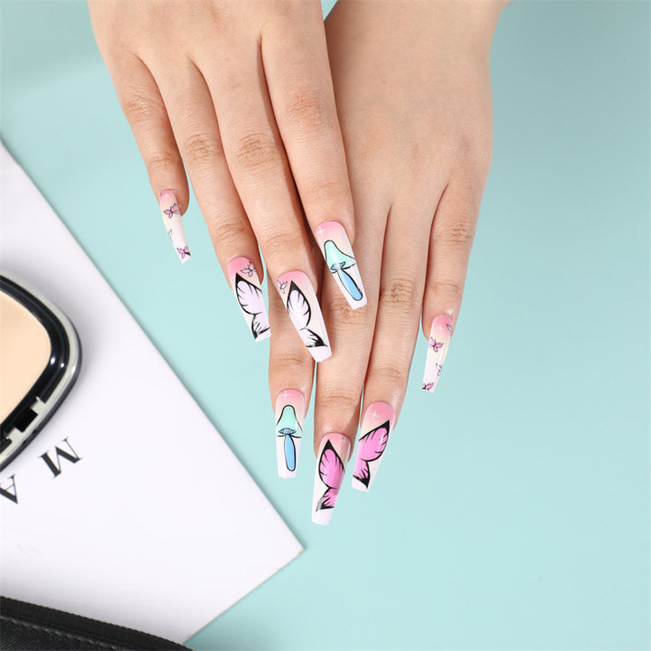 Artificial nails in elegant floral motif style Stornfield
