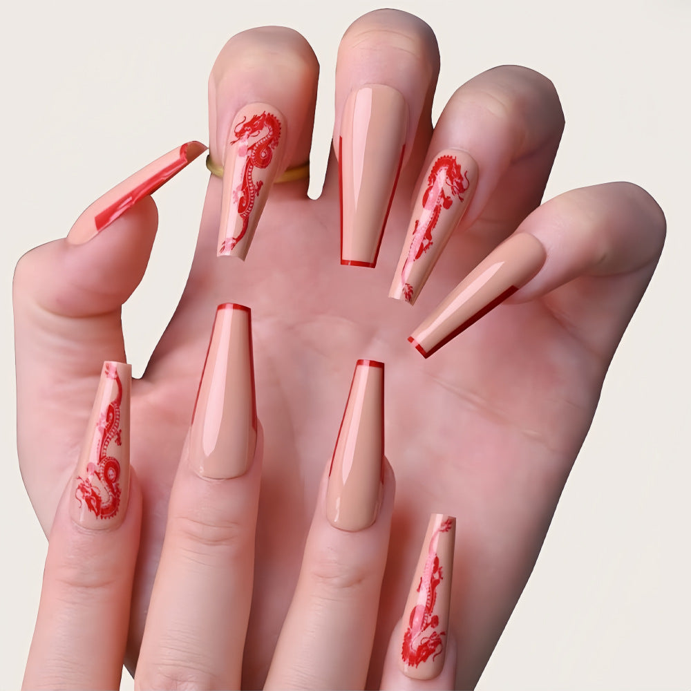 Art nails with dragon motif Stornfield