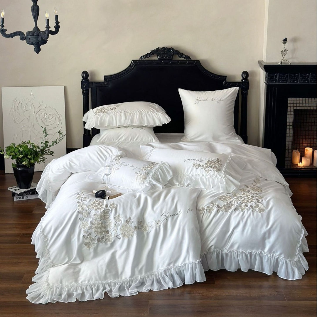 Romantic Ruffled Satin‑Feel Floral Appliqué Duvet Cover Ensemble