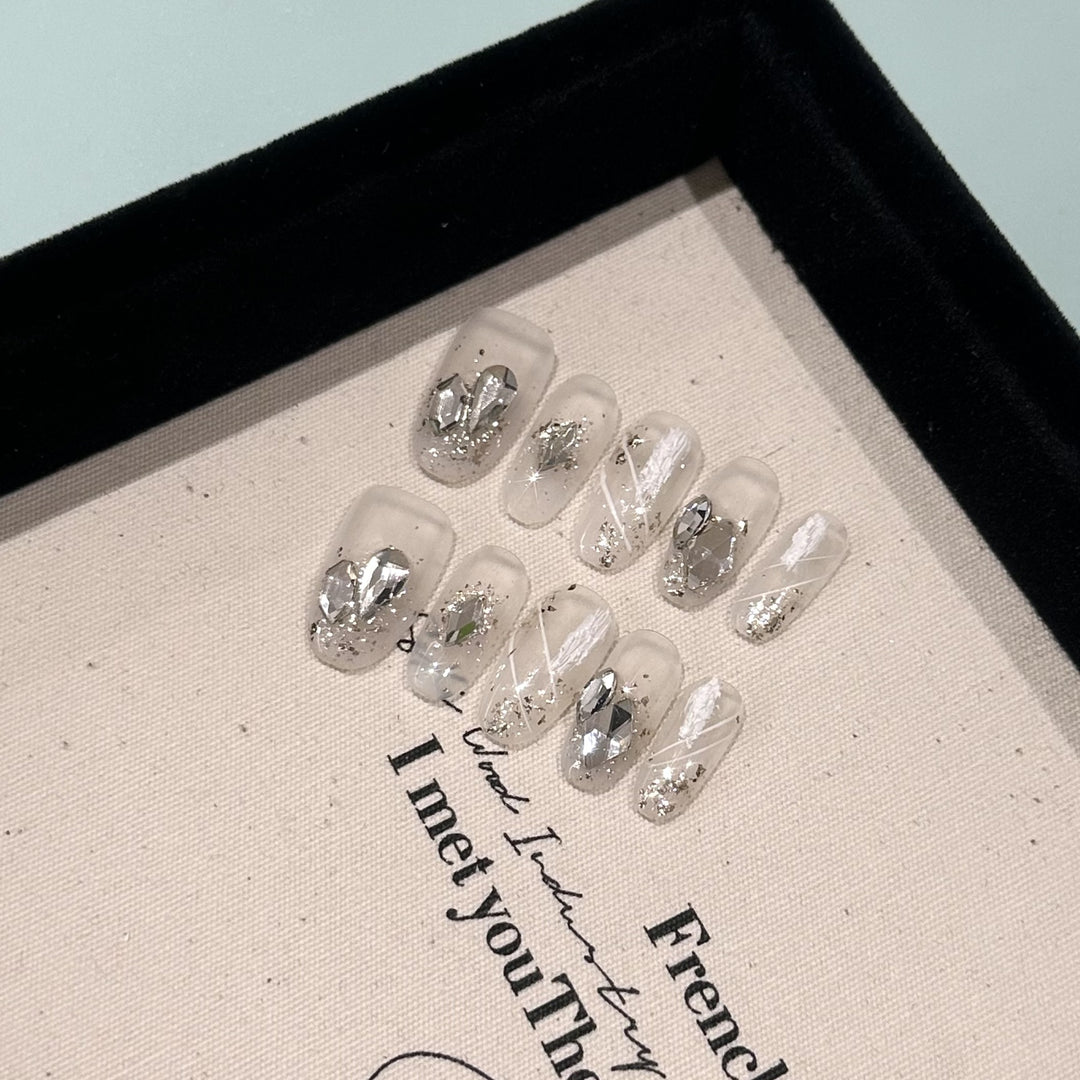 Glamorous Crystal-Embellished Press-On Nail Kit