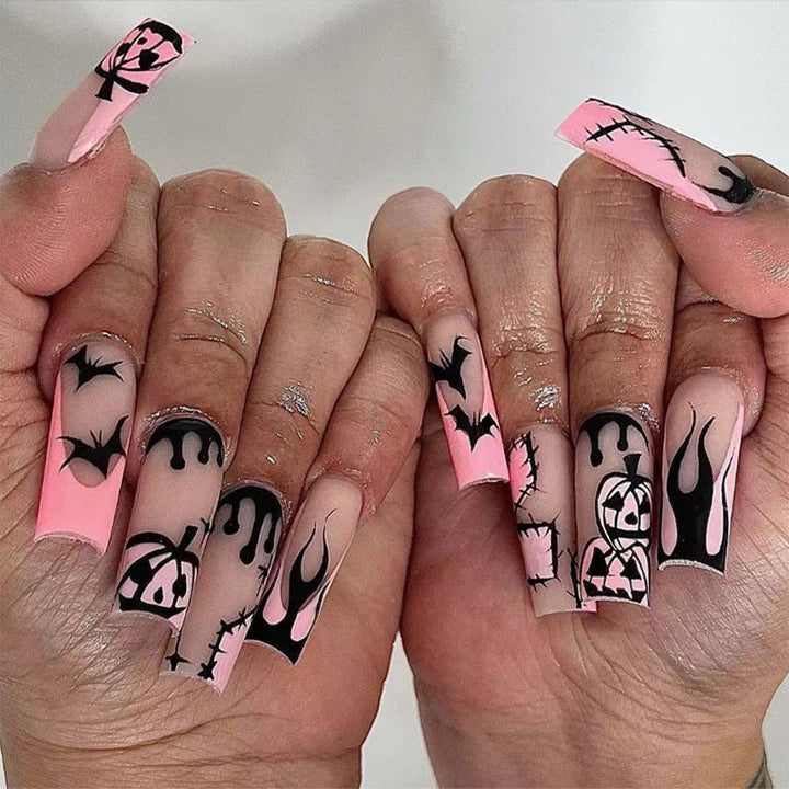 Artistic Halloween-Themed Press-On Nails  1791110864