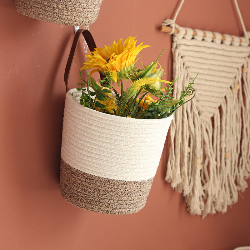 Decorative basket with leather handle Stornfield