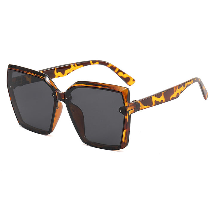 Women's Oversized Sunglasses with Modern Tortoiseshell Design Stornfield