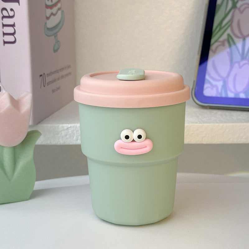 Ladies Practical Drinking Cups with Funny Face Stornfield