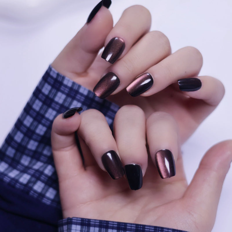 Artificial nails with shimmering metallic finish Stornfield